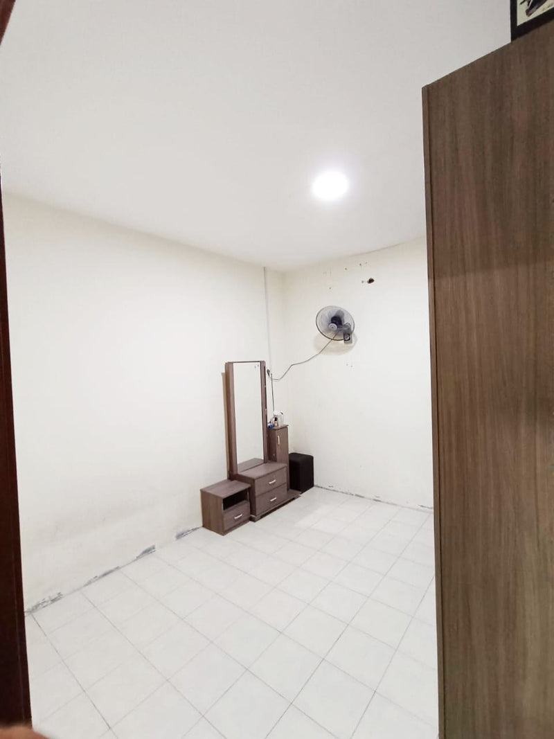 Rumah Teres Setingkat Bandar Seri Astana SP Hanya 275k