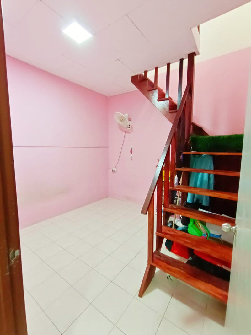 Rumah Teres Setingkat Bandar Seri Astana SP Hanya 275k