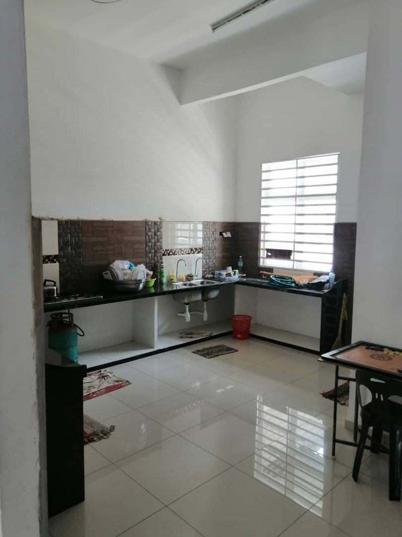 Teres 2 Tingkat Fully Furnished SP Saujana 445k