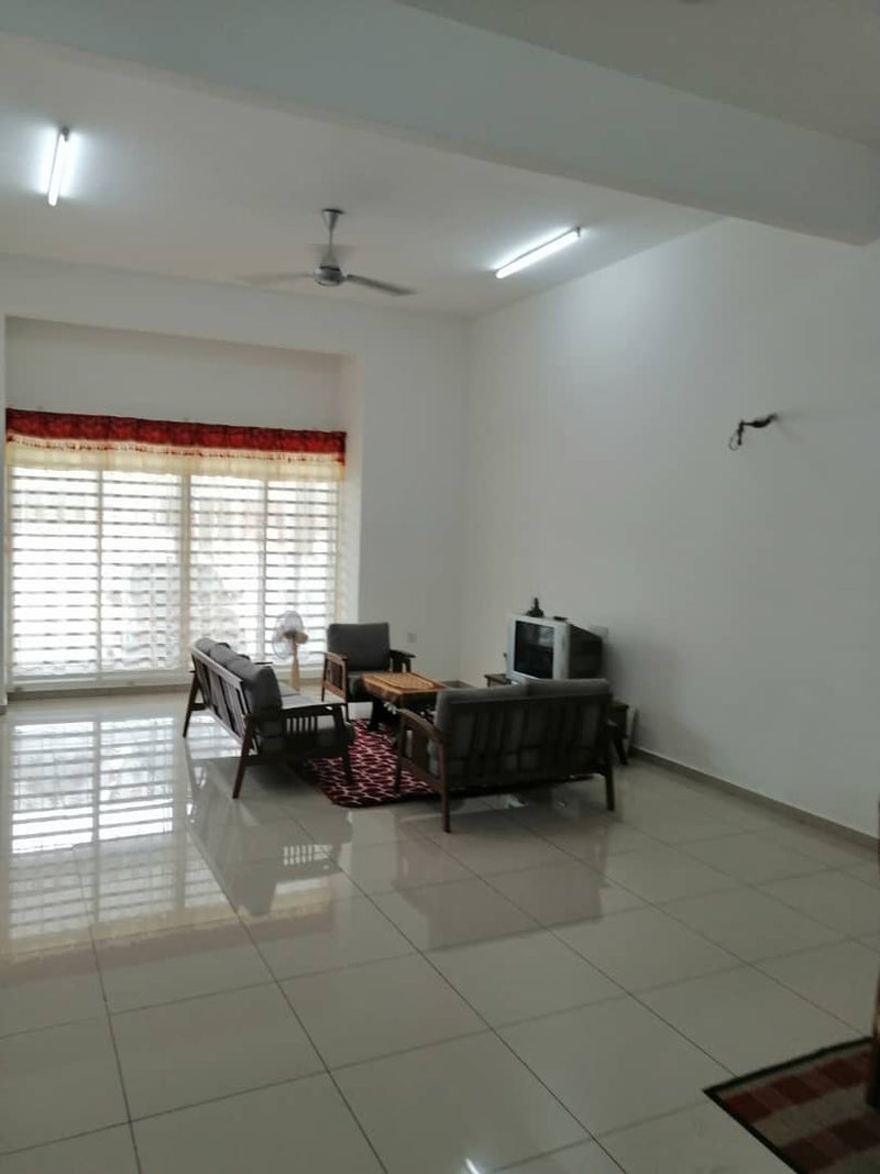 Teres 2 Tingkat Fully Furnished SP Saujana 445k