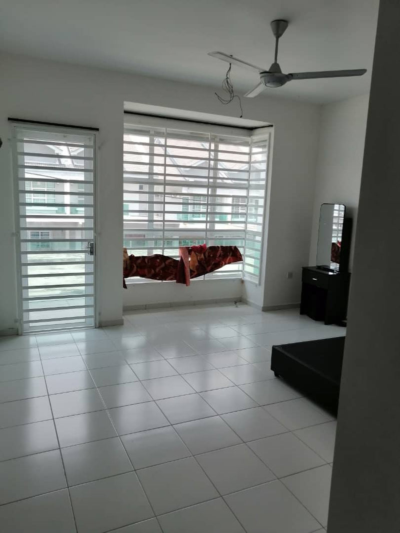 Teres 2 Tingkat Fully Furnished SP Saujana 445k