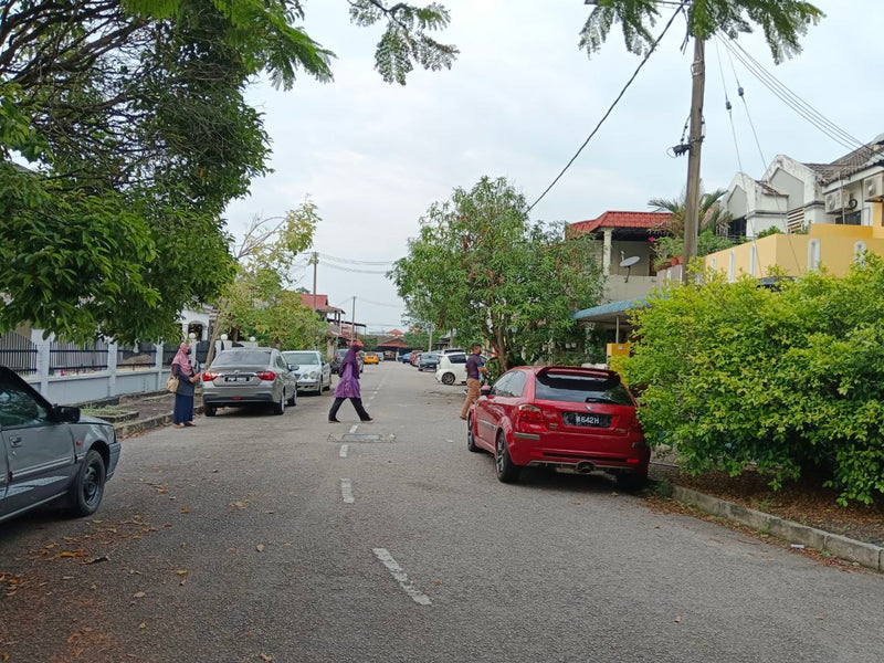 Teres 2 Tingkat Taman Pauh