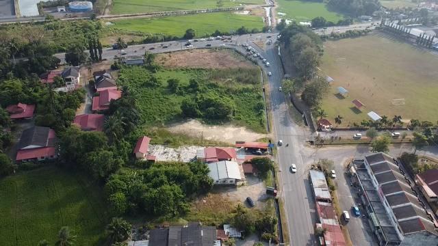 Tanah Untuk Dijual Tepi Jalan Utama Mata Ayer